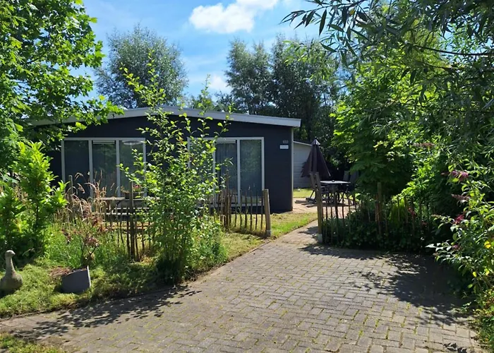 샬레 Bright With Hot Tub Near Breda